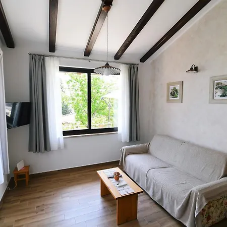 In Moscenicka Draga 43083