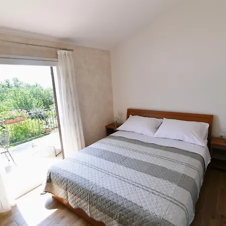 In Moscenicka Draga 43083 Holiday home