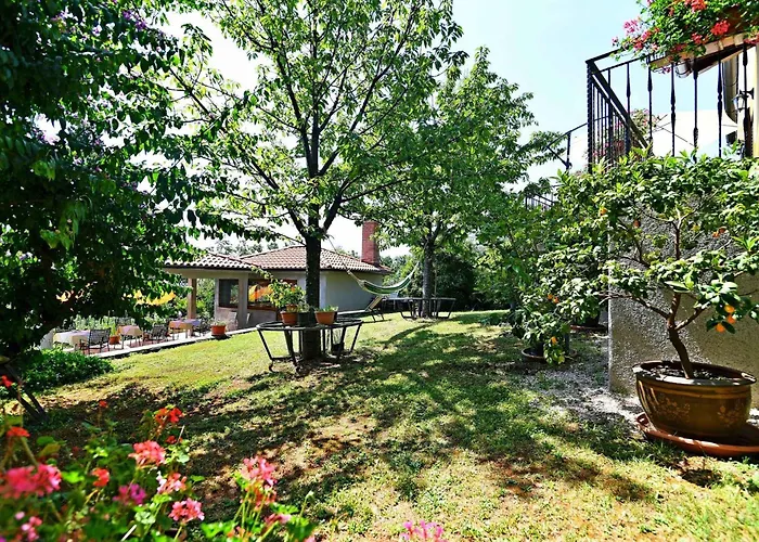 度假居 In Moscenicka Draga 43083 *